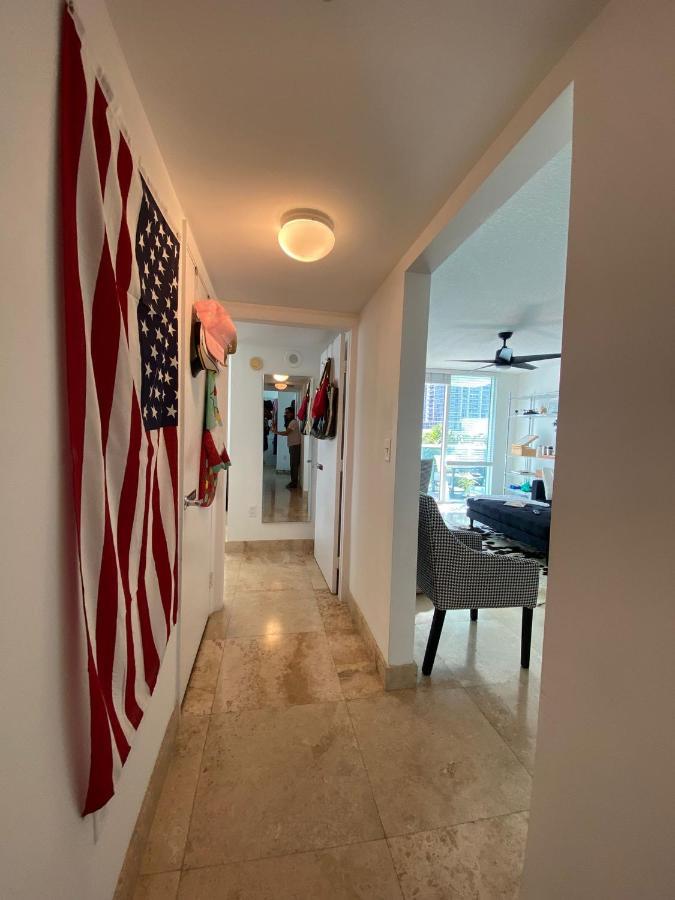 Comfortable Room In The Brickell City Center Area Miami Exterior photo